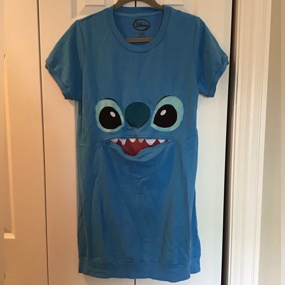 Disney Stitch nightgown